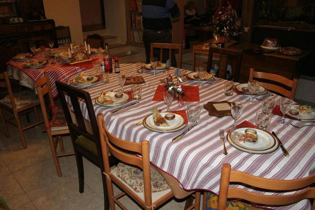 Au Val Des Meuris Bed & Breakfast Taintrux Exterior photo
